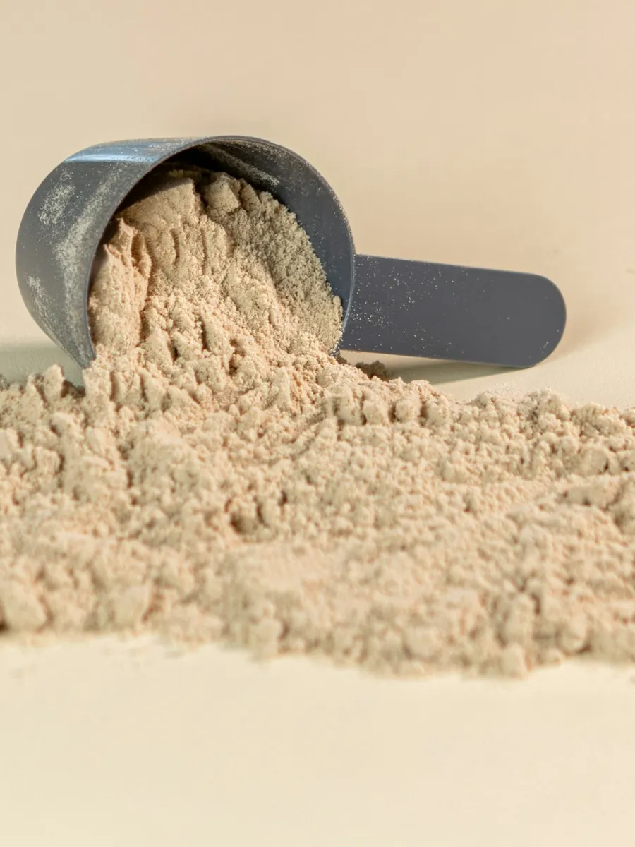 Proteína em pó saindo do medidor